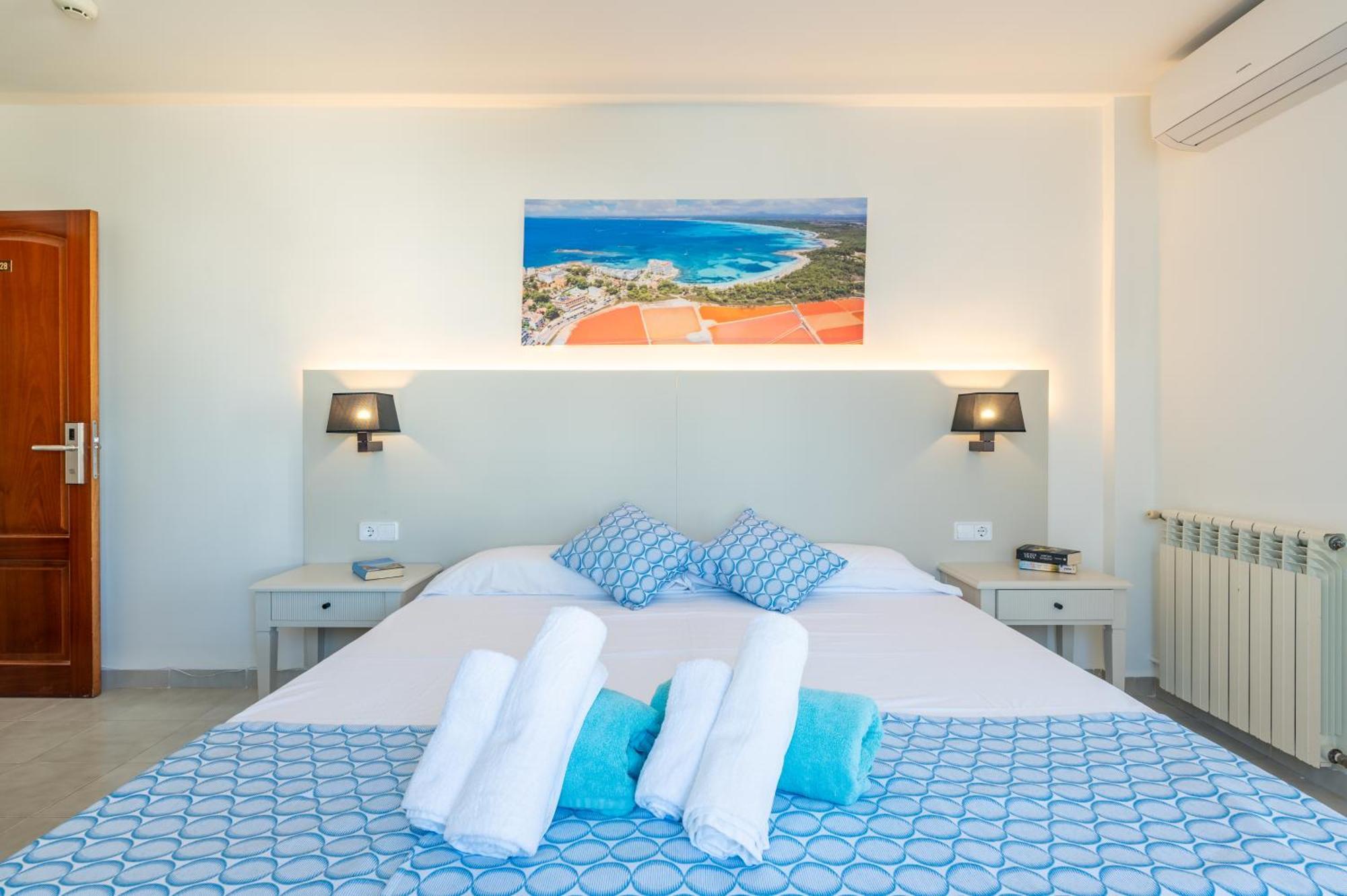 Hotel Martorell By Mhr Colonia de Sant Jordi Exterior photo